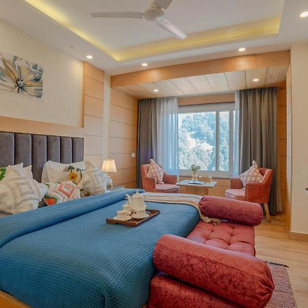 Perfectstayz Premium At Mall Road Mussoorie Exterior photo