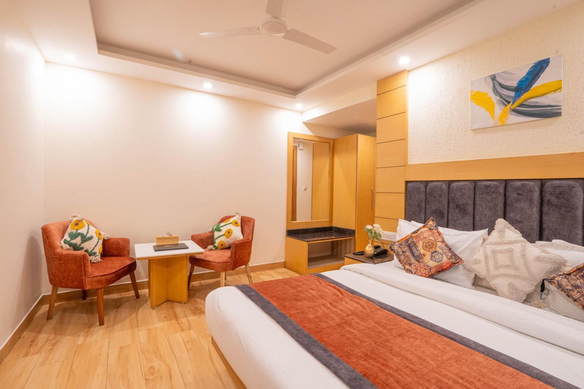 Perfectstayz Premium At Mall Road Mussoorie Exterior photo