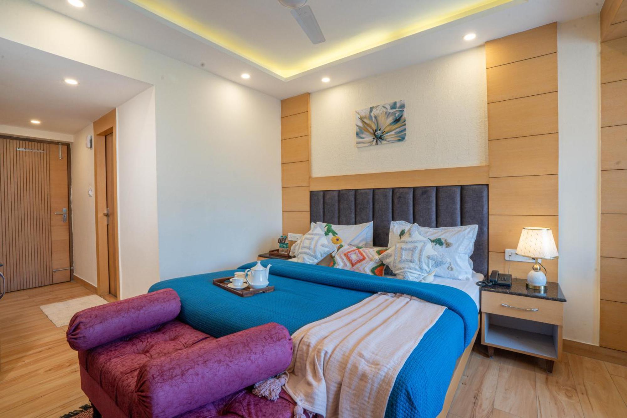 Perfectstayz Premium At Mall Road Mussoorie Exterior photo